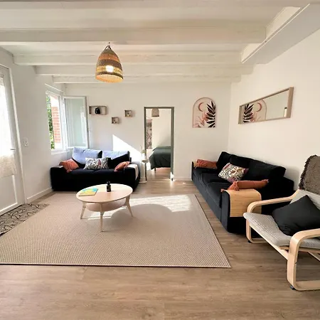 Σπίτι διακοπών Maison Perouge 2 *