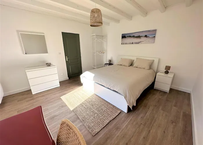 Maison Perouge 2 בית נופש