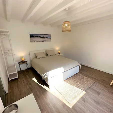 Maison Perouge 2 別荘